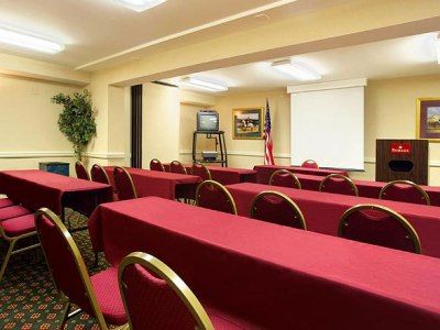 Hotel Ramada By Wyndham Altamonte Springs Near I-4 Facilidades foto